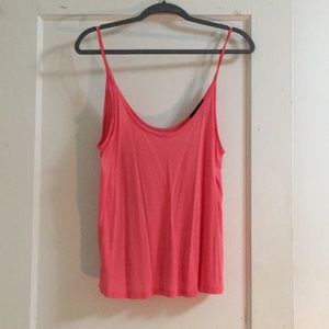 Pink tank top